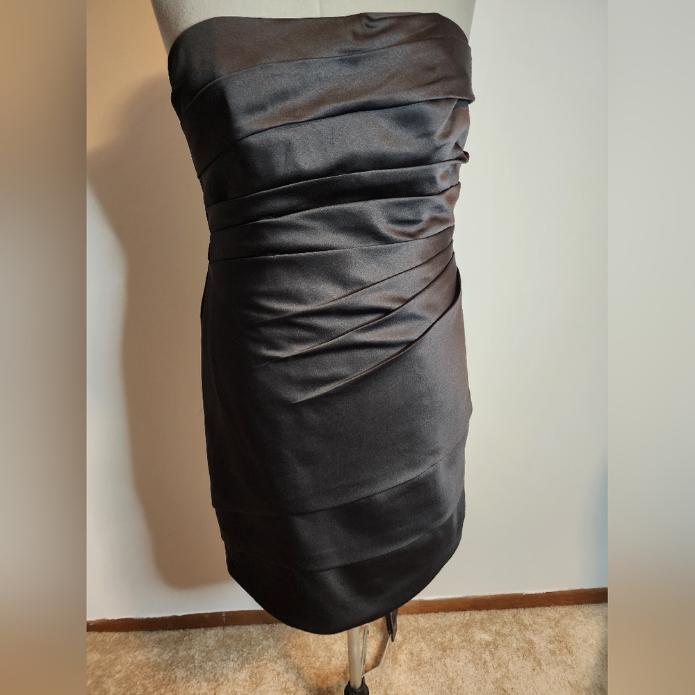 Stunning black strapless David's Bridal dress